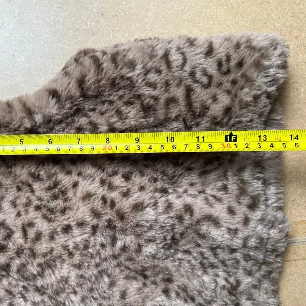 Mini Boden Girl Cheetah Print Fur Vest Size 3-4Y